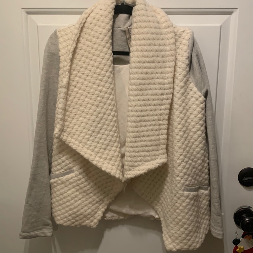 Dolan grey and white quilted sweater